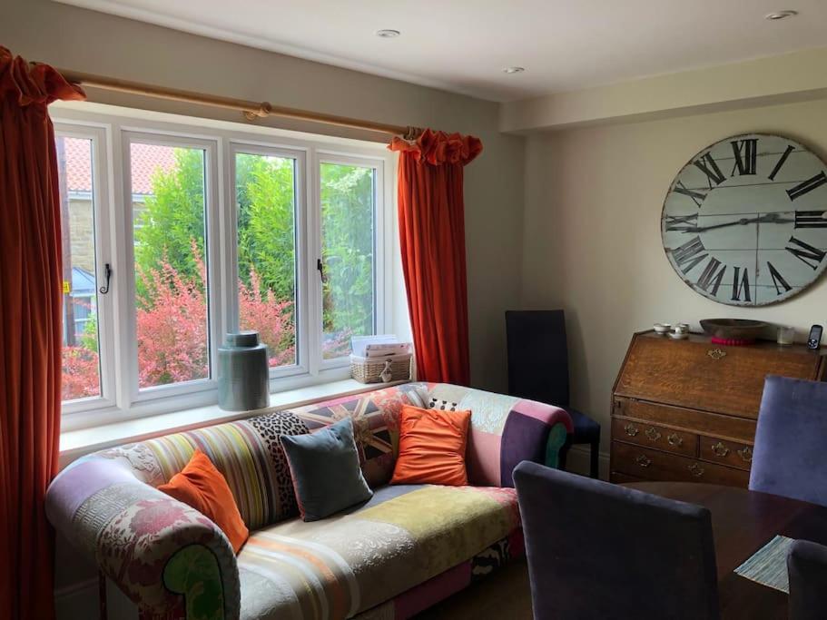 Ampleforth St Anthony'S, Bright Perkily Decorated 3 Bedroom House מראה חיצוני תמונה